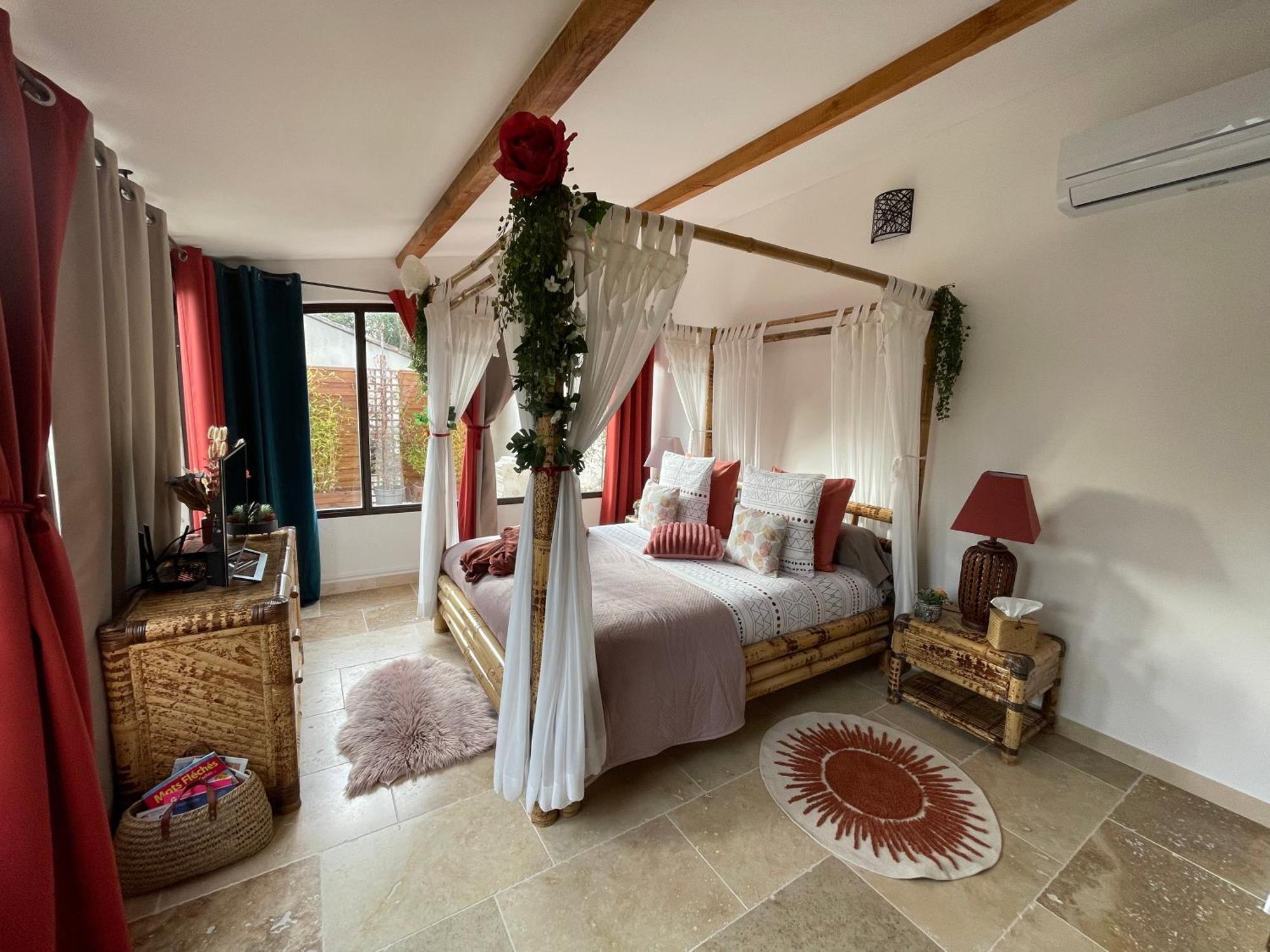 Mas De La Butte Blanche Bed and Breakfast Orgon Eksteriør billede